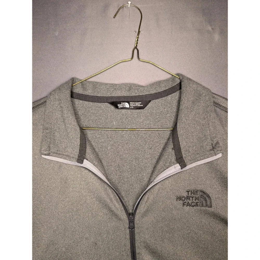 The North Face Mens Jacket Medium Gray Fleece Quarter Zip Warm Jogging Running